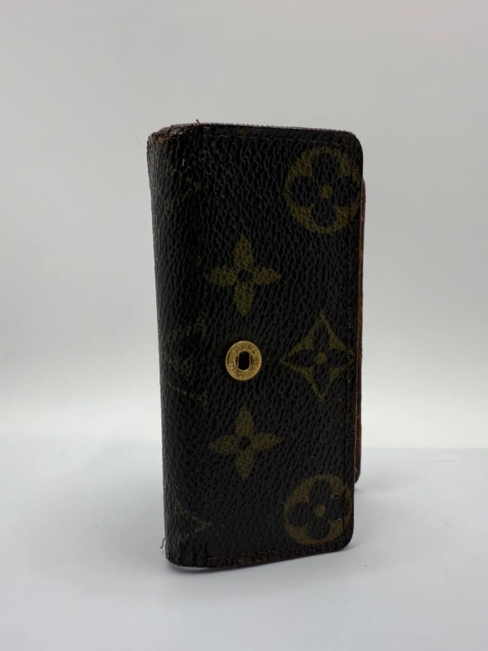ATYPICAL LOUIS VUITTON MONOGRAM COATED CANVAS KEY CHAIN 4 HOOK HOLDER!